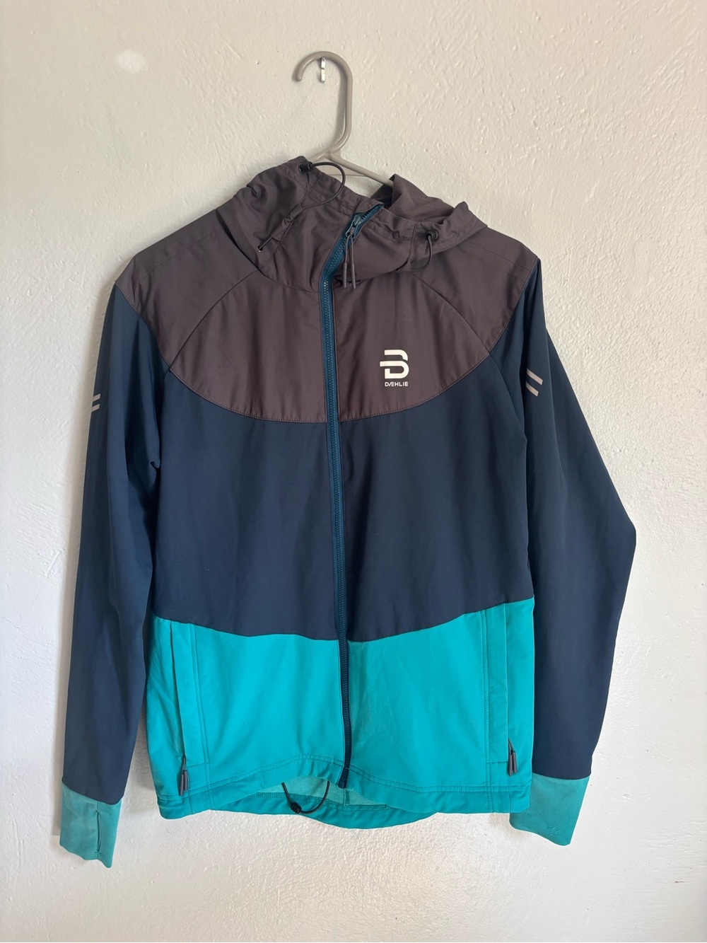 Dæhlie Men's Colorblock Hooded Ski Jacket - Teal, Navy & Charcoal